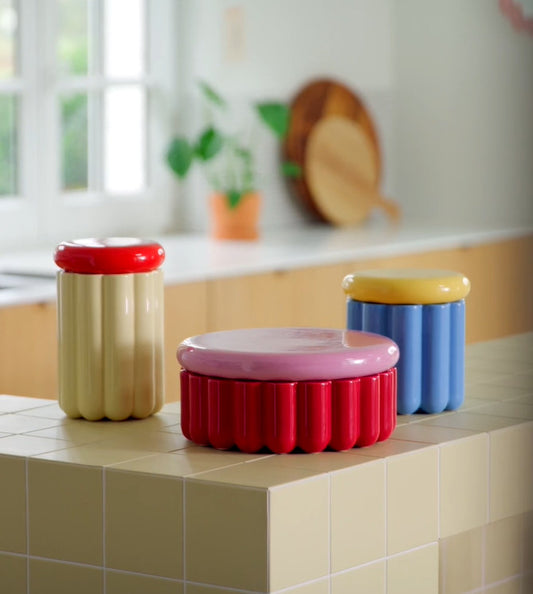 Boîte céramique jaune rouge