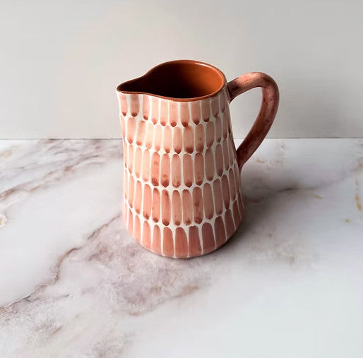Casa Cubista Dash Pitcher