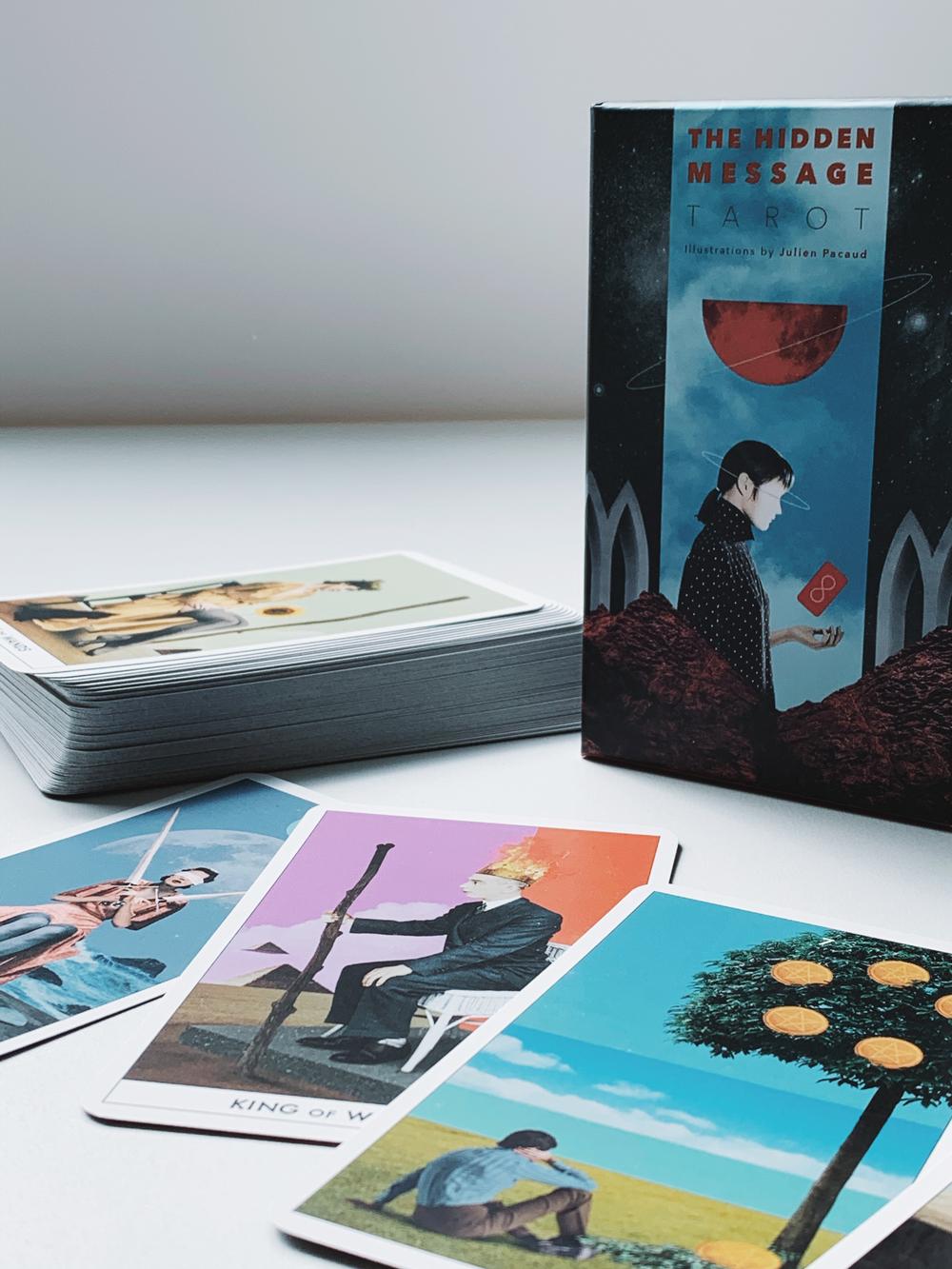 Tarot Le message caché par Julien Pacaud