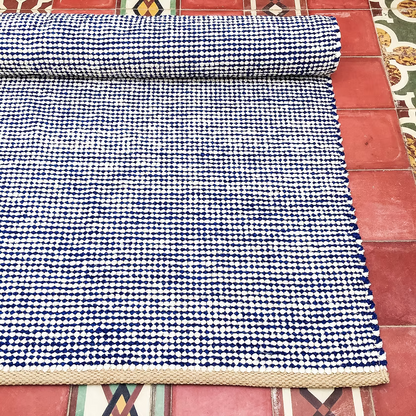 Pipocas Casa Cubista rug