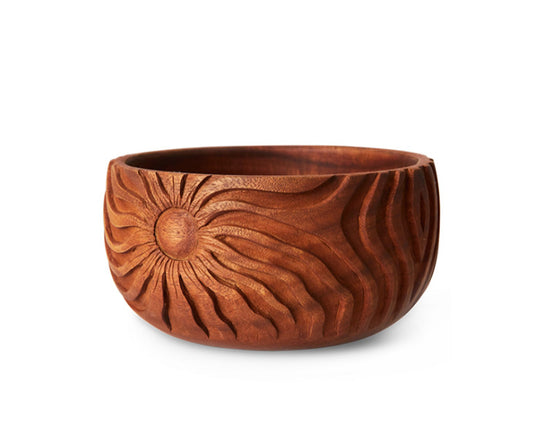 Bol en bois sculpté
