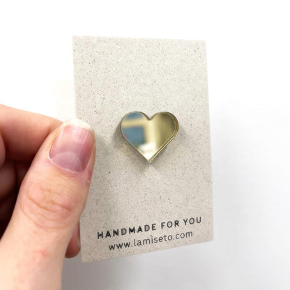 Pin's coeur doré